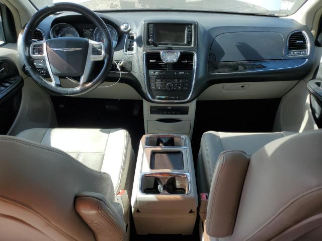 Photo 8 from auction – 2015 CHRYSLER TOWN & COU with VIN 2C4RC1CGXFR547823