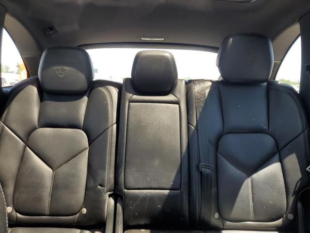 Photo 10 from auction – 2017 PORSCHE CAYENNE with VIN WP1AA2A24HKA84898