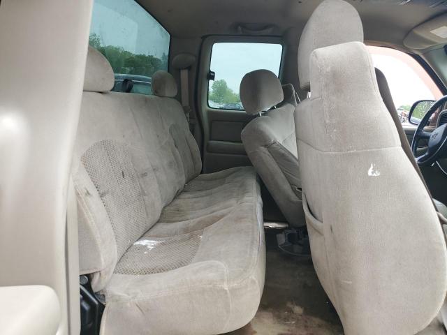 Foto 10 de la subasta – 2002 CHEVROLET SILVERADO con VIN 2GCEK19V921388194