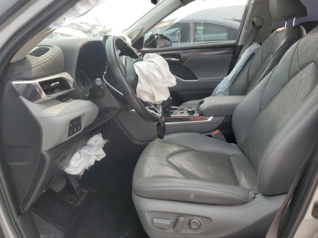 Photo 7 from auction – 2022 TOYOTA HIGHLANDER with VIN 5TDFZRBH7NS215094