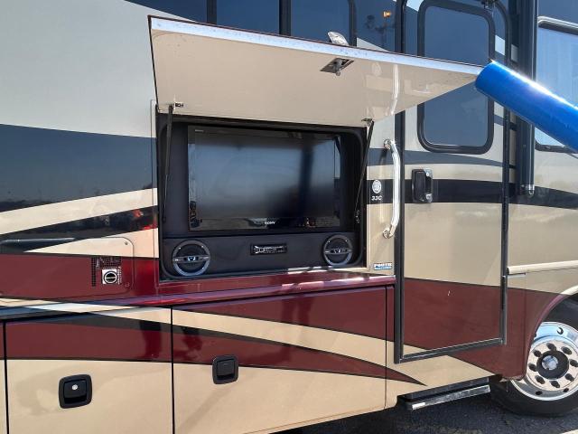 صورة رقم 9 من المزاد - 2012 BNDR MOTORHOME مع VIN 1F66F5DY4C0A06400