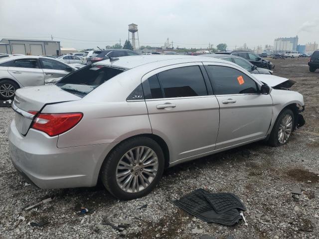Снимка 3 от търг – 2012 CHRYSLER 200 LX с VIN 1C3CCBAB7CN155365
