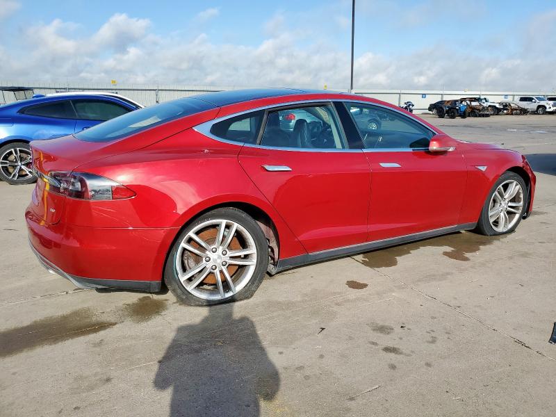 Photo 3 from auction – 2014 TESLA MODEL S with VIN 5YJSA1H17EFP35821