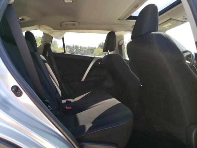 Photo 11 from auction – 2015 TOYOTA RAV4 XLE with VIN JTMRFREV1FD099170
