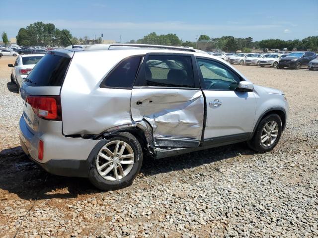 Photo 3 from auction – 2015 KIA SORENTO LX with VIN 5XYKT4A73FG622923