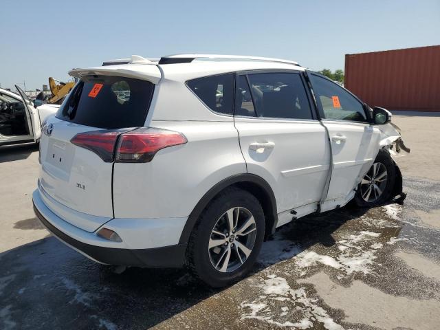 Photo 3 from auction – 2018 TOYOTA RAV4 ADVEN with VIN JTMWFREV8JD122407