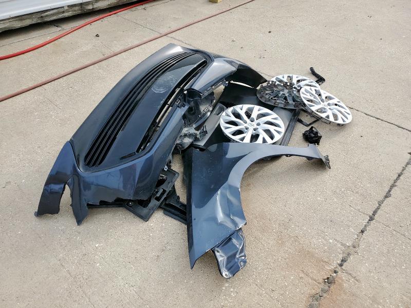 Photo 12 from auction – 2018 TOYOTA COROLLA L with VIN 5YFBURHE1JP780891
