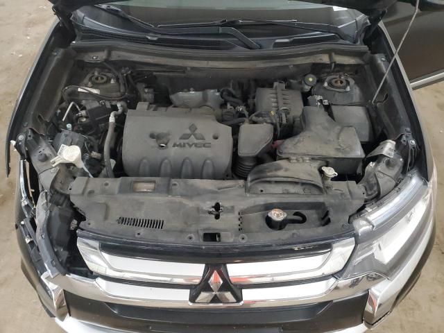 Photo 11 from auction – 2017 MITSUBISHI OUTLANDER with VIN JA4AZ3A35HZ060197