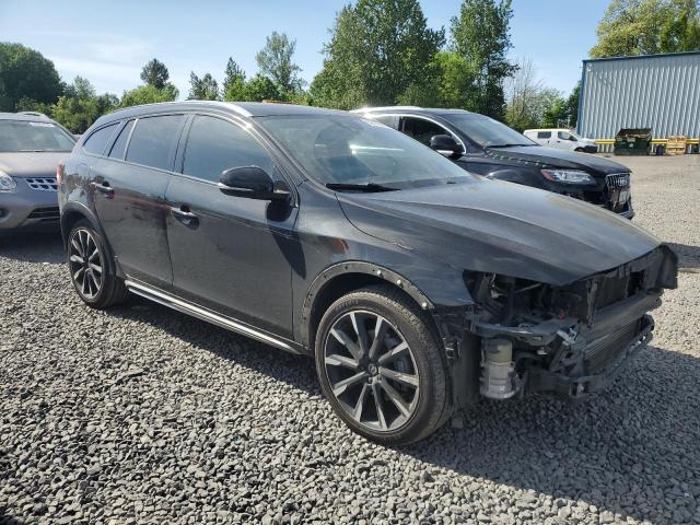 Photo 4 from auction – 2016 VOLVO V60 CROSS with VIN YV4612HK6G1015337