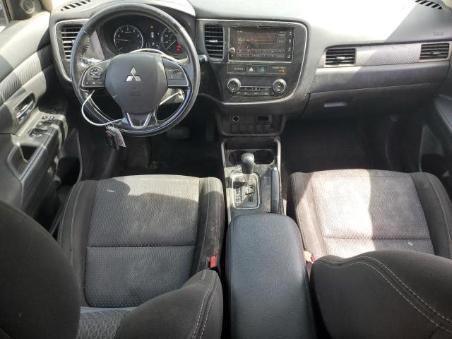 Photo 8 from auction – 2017 MITSUBISHI OUTLANDER with VIN JA4AD3A31HZ021511