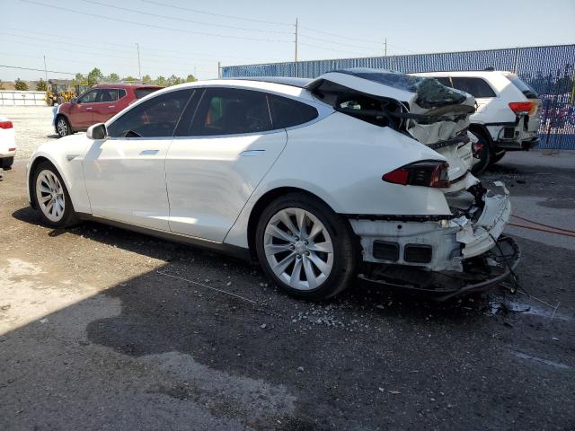Photo 2 from auction – 2015 TESLA MODEL S 70 with VIN 5YJSA1S22FF091518