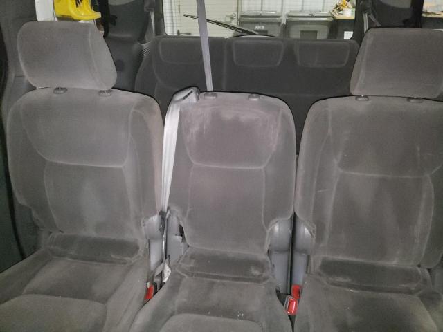 Photo 10 from auction – 2004 TOYOTA SIENNA CE with VIN 5TDZA23C24S075064