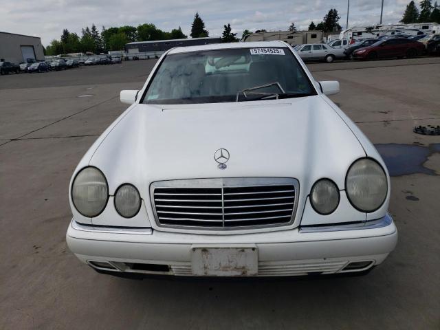 Photo 5 from auction – 1996 MERCEDES-BENZ E 320 with VIN WDBJF55F7TJ008297