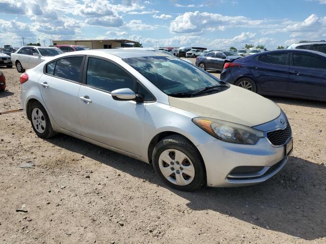 Photo 4 from auction – 2016 KIA FORTE LX with VIN KNAFK4A61G5507501