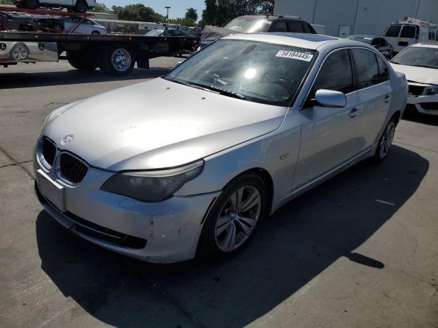 BMW 528 I 2010 with VIN WBANU5C51AC129022 - Photo from auction