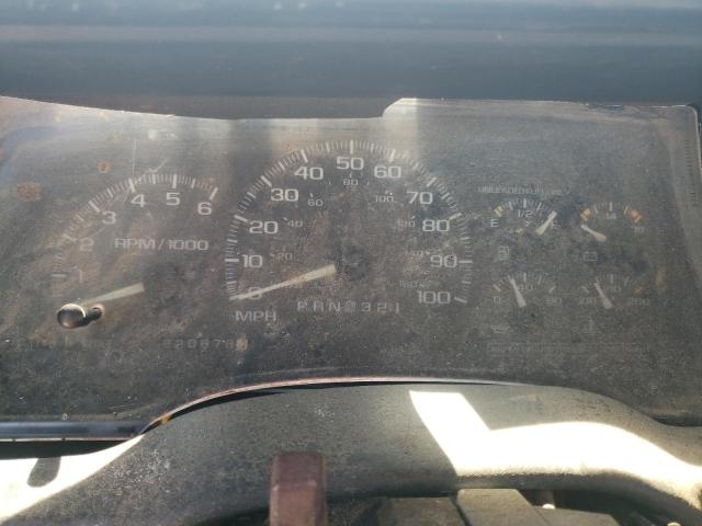 Photo 9 from auction – 1998 CHEVROLET GMT-400 with VIN 1GCFC24M2WZ196442