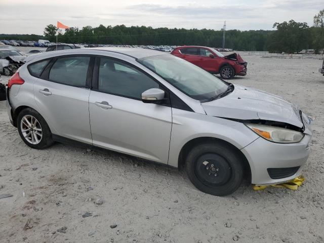 Снимка 4 от търг – 2015 FORD FOCUS SE с VIN 1FADP3K21FL284037