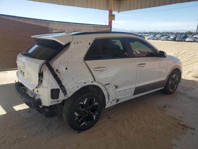 Photo 3 from auction – 2023 KIA NIRO WAVE with VIN KNDCT3L19P5015636