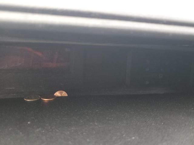 Photo 9 from auction – 2015 TOYOTA PRIUS C with VIN JTDKDTB35F1101088