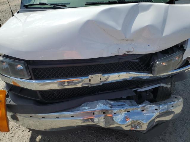 Photo 12 from auction – 2018 CHEVROLET EXPRESS G2 with VIN 1GCWGAFP6J1338529
