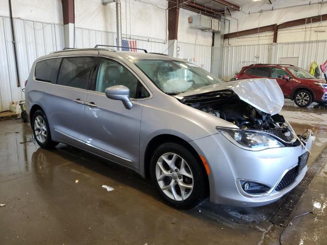 Photo 4 from auction – 2019 CHRYSLER PACIFICA T with VIN 2C4RC1EG9KR589648