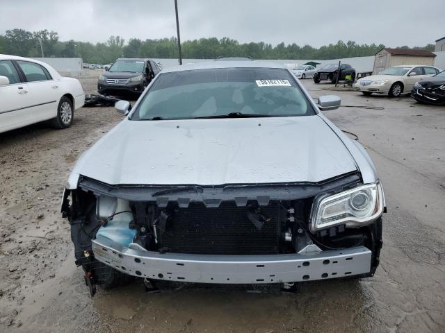 Photo 5 from auction – 2019 CHRYSLER 300 TOURIN with VIN 2C3CCAAG8KH755454