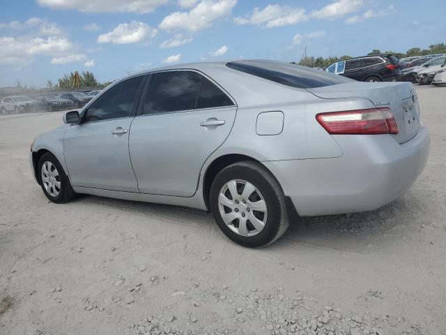 Photo 2 from auction – 2007 TOYOTA CAMRY CE with VIN 4T1BE46K57U680048