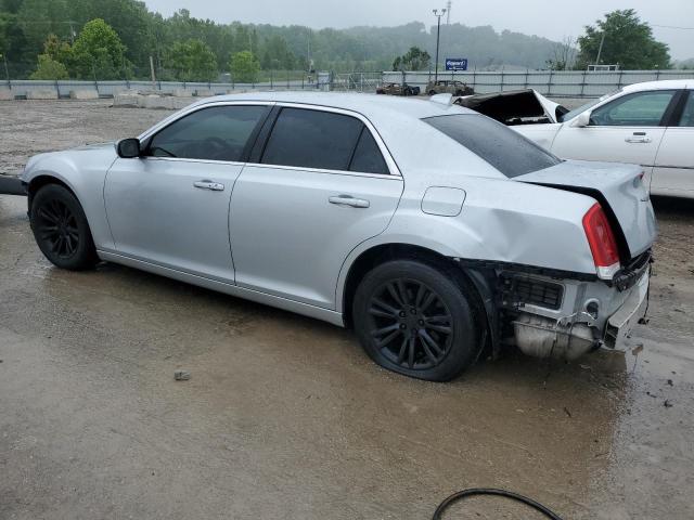 Photo 2 from auction – 2019 CHRYSLER 300 TOURIN with VIN 2C3CCAAG8KH755454