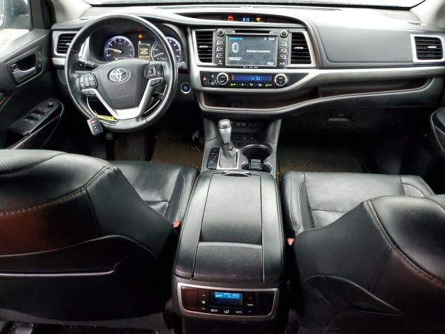 Photo 8 from auction – 2017 TOYOTA HIGHLANDER with VIN 5TDDZRFH0HS453715