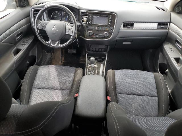 Photo 8 from auction – 2017 MITSUBISHI OUTLANDER with VIN JA4AD2A34HZ055680