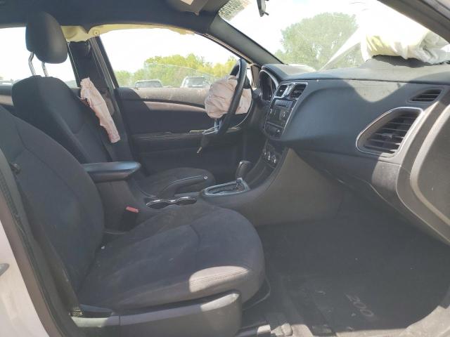 Photo 7 from auction – 2013 CHRYSLER 200 LX with VIN 1C3CCBAB4DN670504