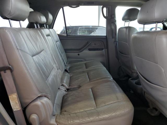 Photo 11 from auction – 2004 TOYOTA SEQUOIA SR with VIN 5TDBT44A14S217439