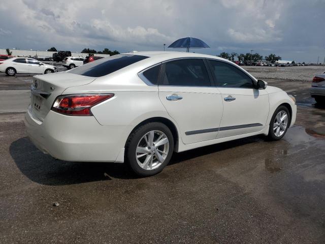 Photo 3 from auction – 2015 NISSAN ALTIMA 2.5 with VIN 1N4AL3AP5FC145864
