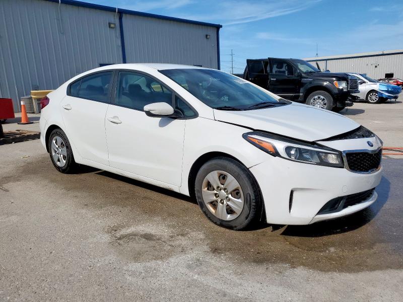 Photo 4 from auction – 2018 KIA FORTE LX with VIN 3KPFK4A76JE231498