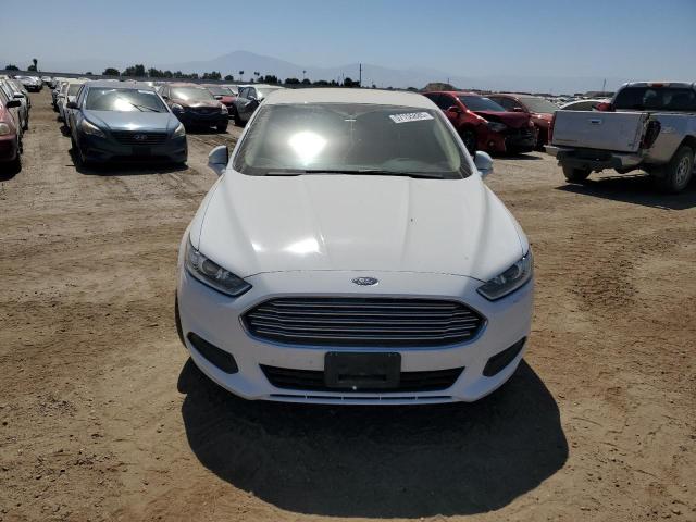 Photo 5 from auction – 2016 FORD FUSION with VIN 3FA6P0LU7GR203777