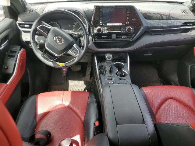 Photo 8 from auction – 2022 TOYOTA HIGHLANDER with VIN 5TDJZRBH5NS169744