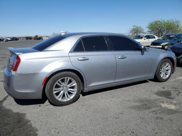 Photo 3 from auction – 2017 CHRYSLER 300 LIMITE with VIN 2C3CCAAG8HH567896