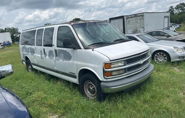 CHEVROLET EXPRESS G3 2002 with VIN 1GAHG39R921243538 - Photo from auction