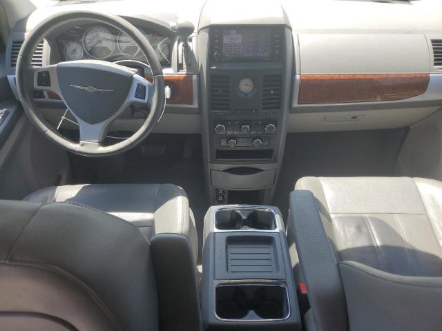 Photo 8 from auction – 2008 CHRYSLER TOWN & COU with VIN 2A8HR54P98R804837