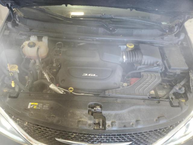 Photo 12 from auction – 2017 CHRYSLER PACIFICA L with VIN 2C4RC1GG9HR622072