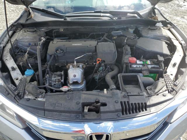Photo 11 from auction – 2017 HONDA ACCORD LX with VIN 1HGCR2F33HA234530