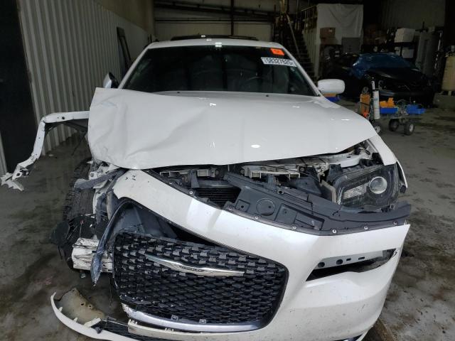 Photo 5 from auction – 2016 CHRYSLER 300 S with VIN 2C3CCAGG0GH213036