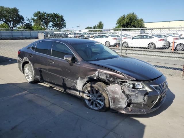 Photo 4 from auction – 2013 LEXUS ES 300H with VIN JTHBW1GG1D2010125