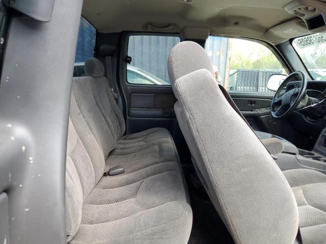 Photo 10 from auction – 2004 CHEVROLET SILVERADO with VIN 2GCEK19T941219973