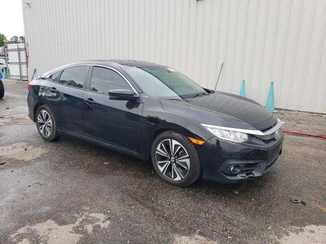 Photo 4 from auction – 2017 HONDA CIVIC EXL with VIN 19XFC1F73HE012089