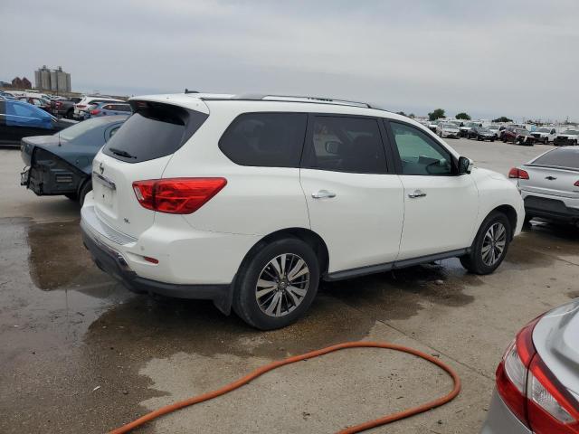 Zdjęcie 3 z aukcji – 2017 NISSAN PATHFINDER z VIN 5N1DR2MN2HC615745