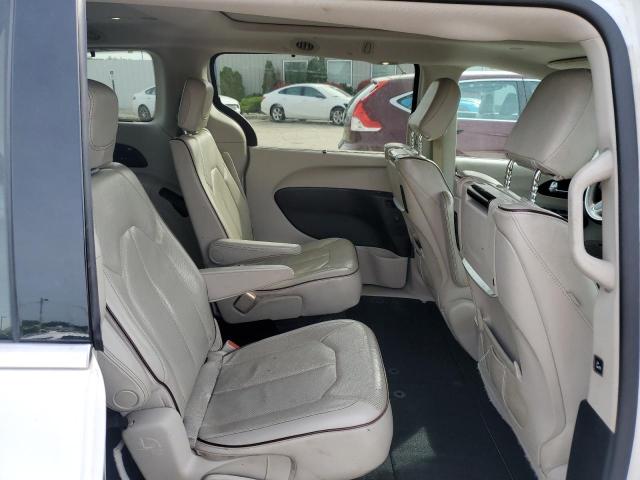 Photo 11 from auction – 2017 CHRYSLER PACIFICA L with VIN 2C4RC1GG1HR504842