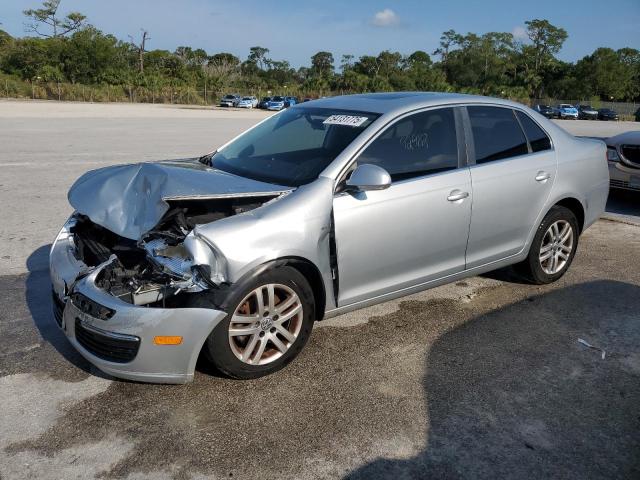 VOLKSWAGEN JETTA WOLF 2007 with VIN 3VWEF71K47M077259 - Photo from auction
