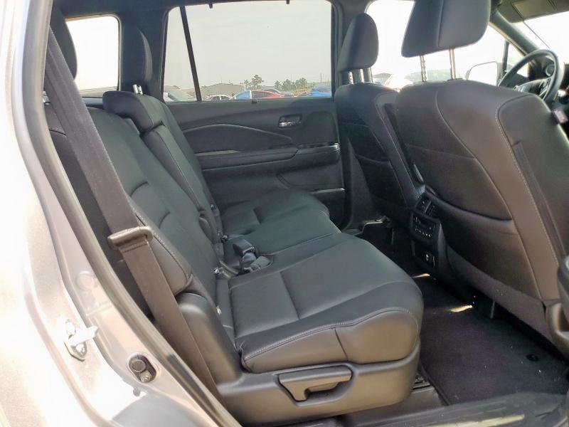 Photo 11 from auction – 2021 HONDA PASSPORT E with VIN 5FNYF8H03MB017872