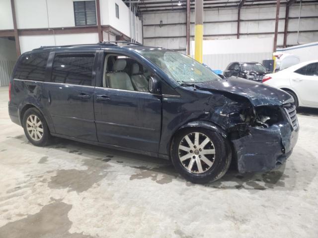 Photo 4 from auction – 2008 CHRYSLER TOWN & COU with VIN 2A8HR54P98R736846